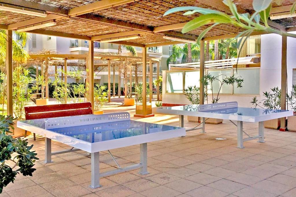Piso Bajo 3 Habitaciones 2 Banos Y Gran Terraza Denia Kültér fotó